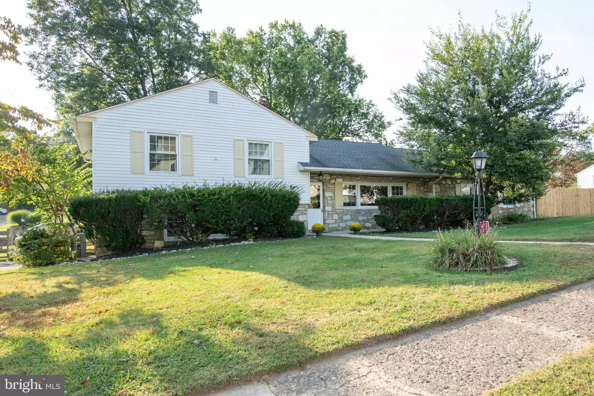 Huntingdon Valley, PA 19006,953 OLD FORD RD