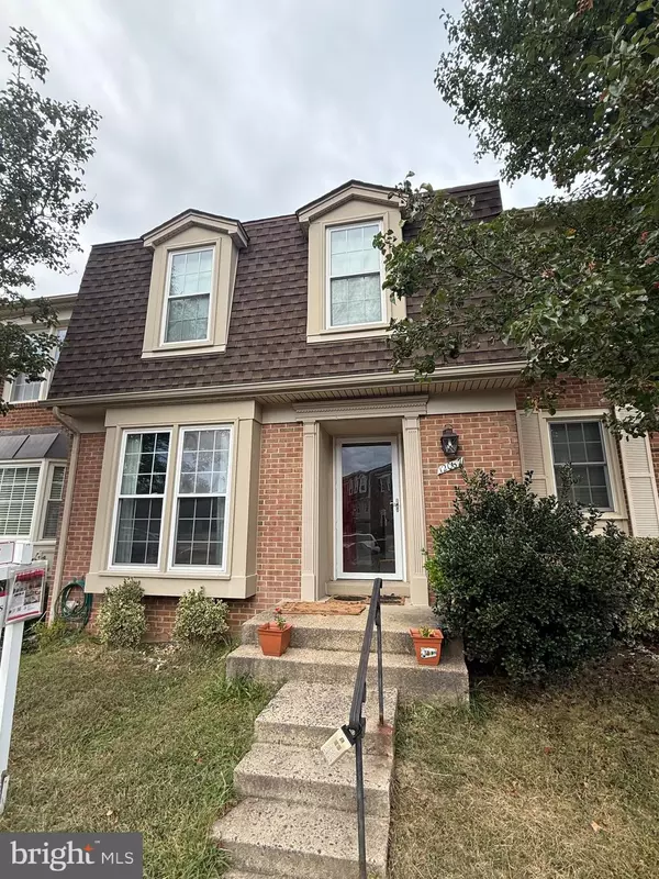 12067 STALLION CT, Woodbridge, VA 22192