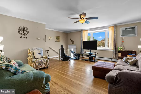 Philadelphia, PA 19154,12011 TEMPLETON DR