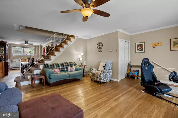 Philadelphia, PA 19154,12011 TEMPLETON DR