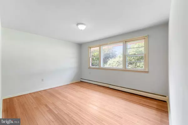 Pottstown, PA 19464,1411 N ADAMS ST