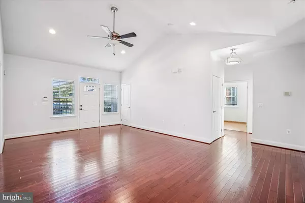 Riverdale, MD 20737,4801 CHIEF CHRIS KYLE CT