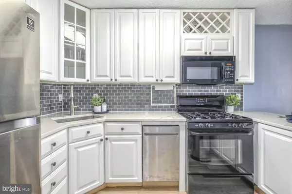 Bethesda, MD 20814,5225 POOKS HILL RD #607S