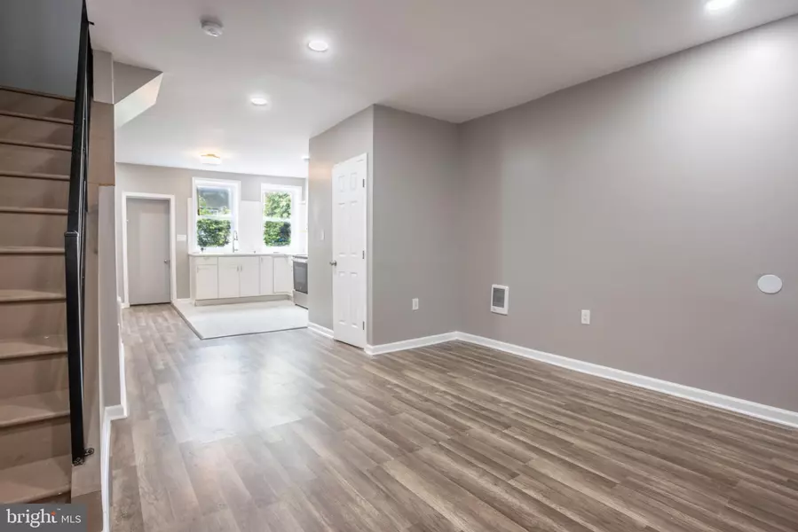 2830 N BAILEY ST, Philadelphia, PA 19132