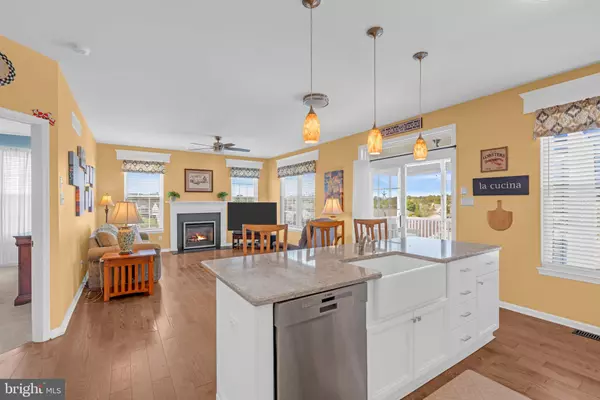 Glen Mills, PA 19342,209 N SILVER FOX DR