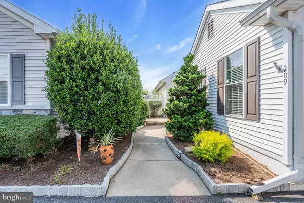 Glen Mills, PA 19342,209 N SILVER FOX DR