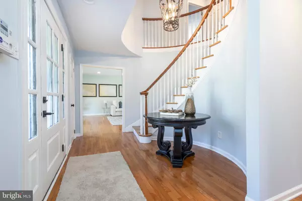 Wyndmoor, PA 19038,506 E GRAVERS LN