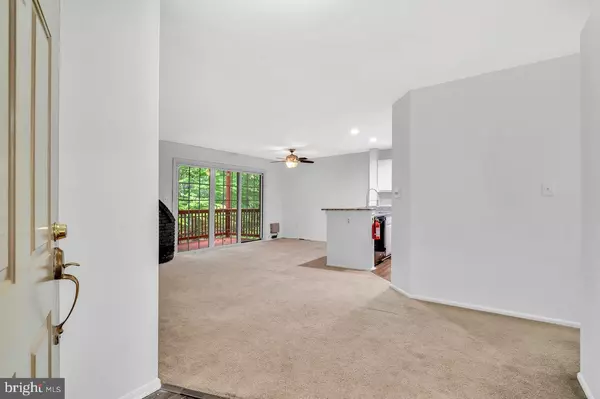 Monmouth Junction, NJ 08852,4162 BAYBERRY CT