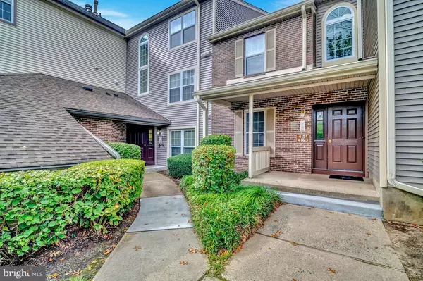 Monmouth Junction, NJ 08852,4162 BAYBERRY CT