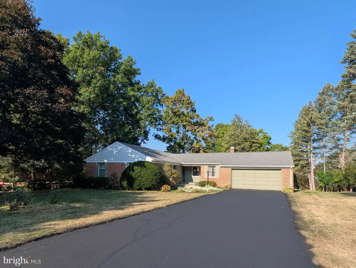 State College, PA 16801,1209 MAYBERRY LN