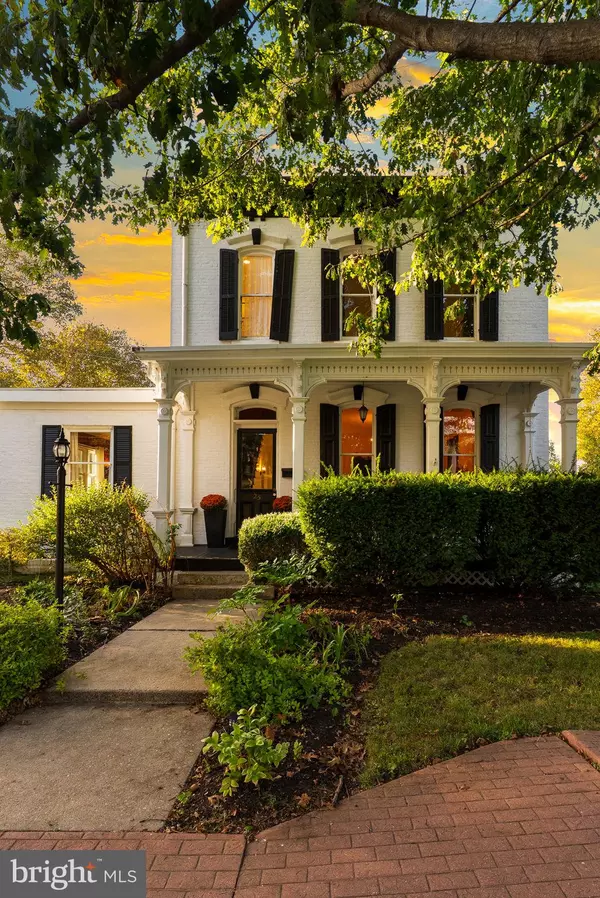 Marietta, PA 17547,25 W HIGH ST