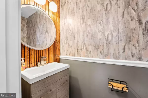 Newark, DE 19702,127 BALMORAL WAY