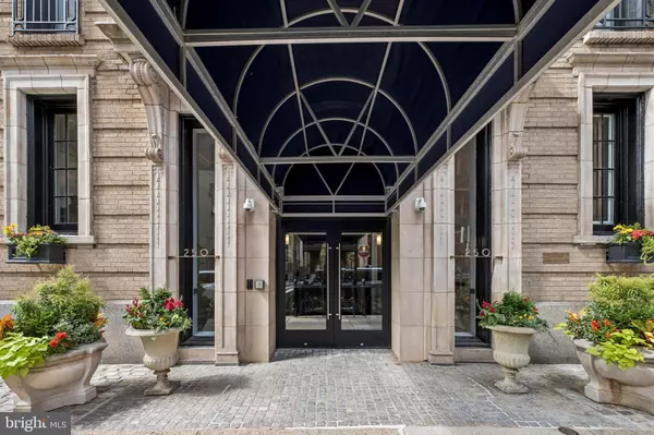 Philadelphia, PA 19103,250 S 17TH ST #501