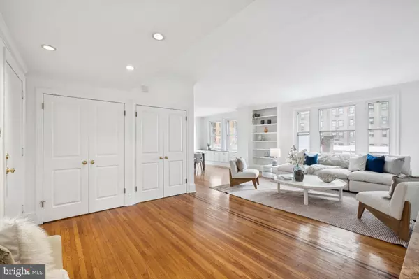 Philadelphia, PA 19103,250 S 17TH ST #501