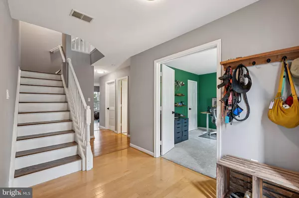 Sterling, VA 20166,22977 FLEET TER