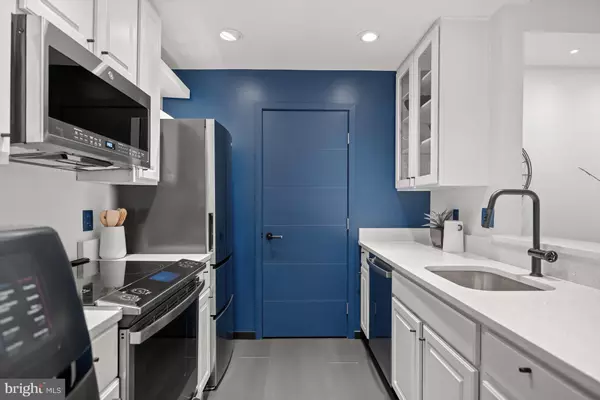 Arlington, VA 22209,1530 KEY BLVD #125