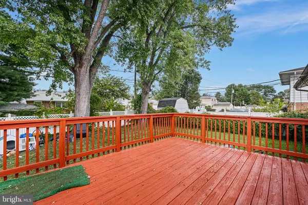 Newark, DE 19711,134 MEADOWOOD DR