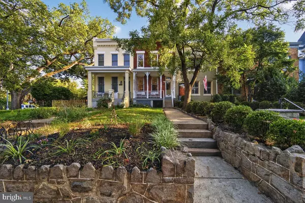 Washington, DC 20003,1327 SOUTH CAROLINA AVE SE