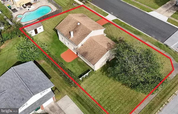 2115 COVENTRY DR, Wilmington, DE 19810