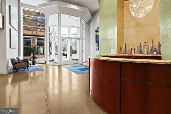 Falls Church, VA 22046,444 W BROAD ST #614