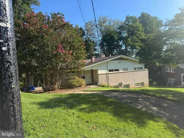 Chevy Chase, MD 20815,3201 BROOKLAWN TER