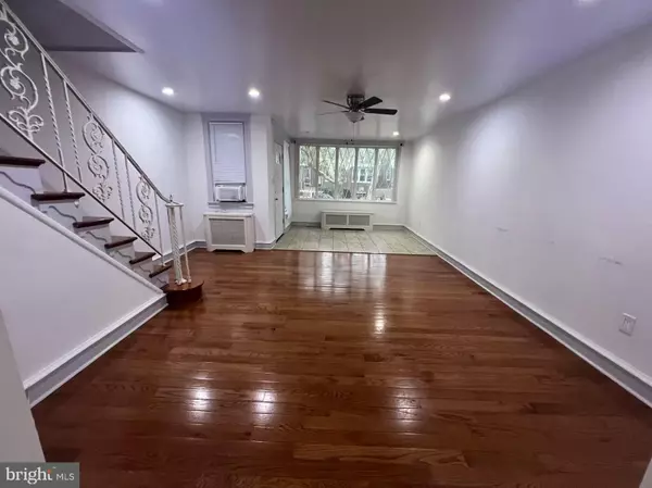 Philadelphia, PA 19149,3330 BRIGHTON ST