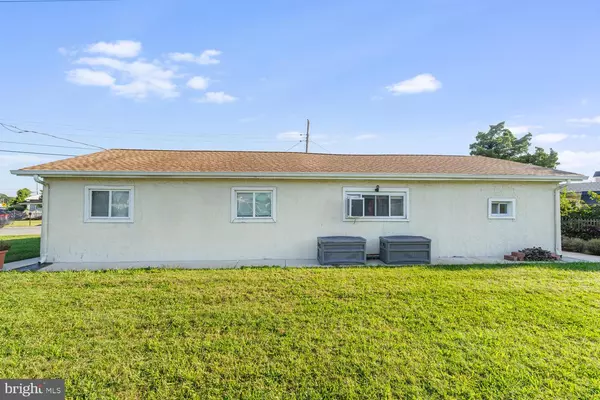 Little Egg Harbor Twp, NJ 08087,102 E BOAT DR