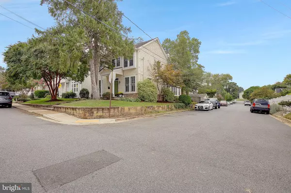 Annapolis, MD 21403,412 JEFFERSON ST