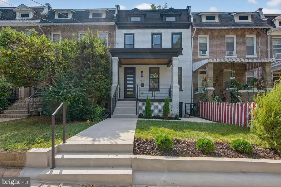 1334 LONGFELLOW ST NW, Washington, DC 20011