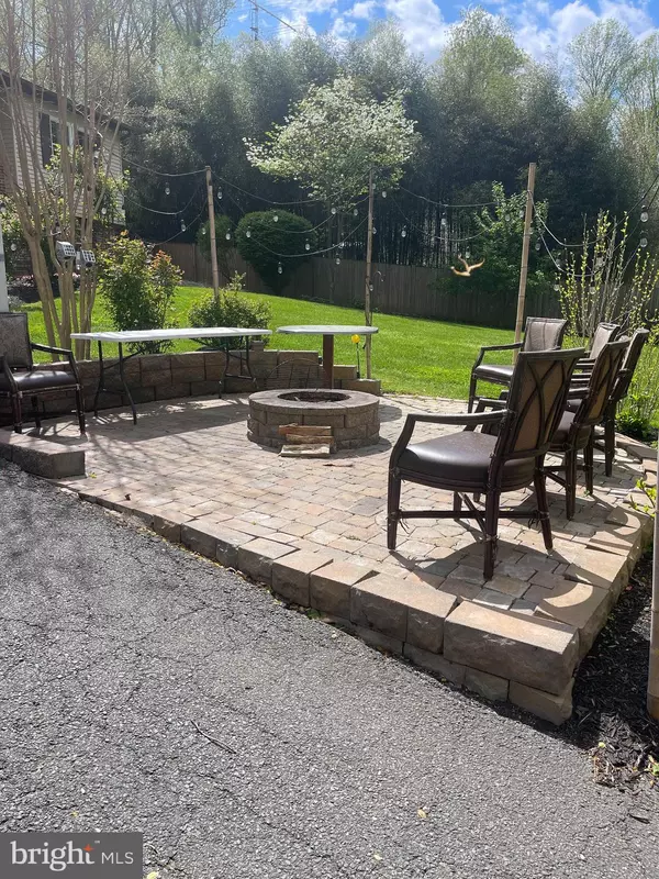 Nokesville, VA 20181,8807 DOUG DR