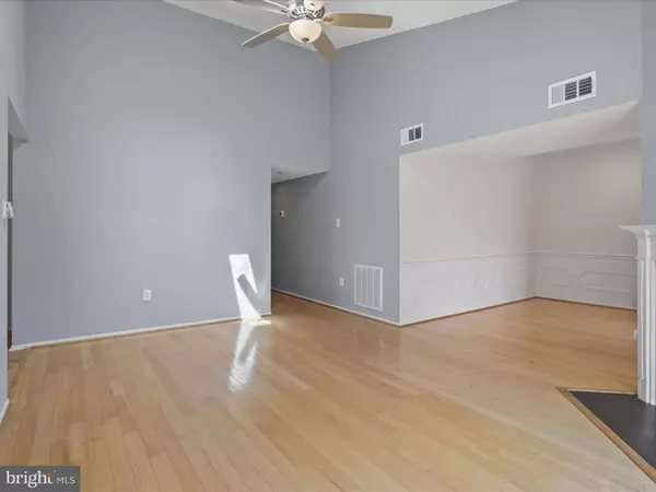 Falls Church, VA 22042,7753 NEW PROVIDENCE DR #79