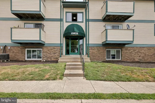 19625 GUNNERS BRANCH RD #912 #B, Germantown, MD 20876