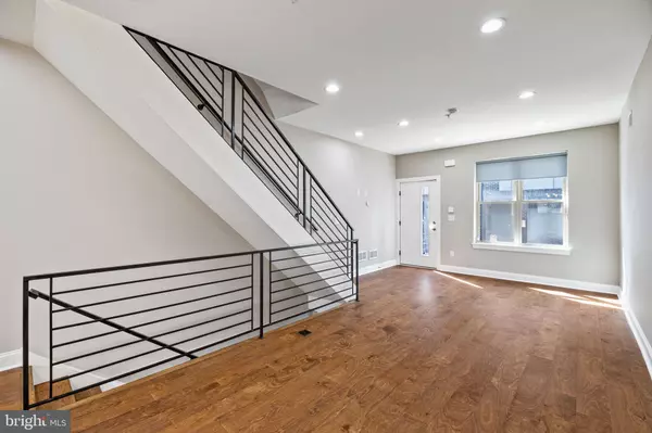 Philadelphia, PA 19121,1711 W SEYBERT ST