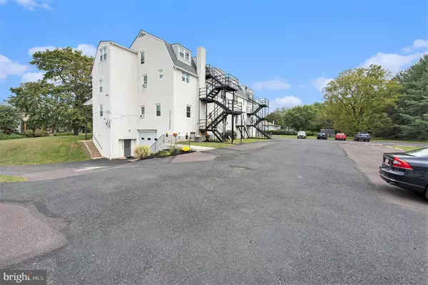 Collegeville, PA 19426,3868 GERMANTOWN PIKE #6