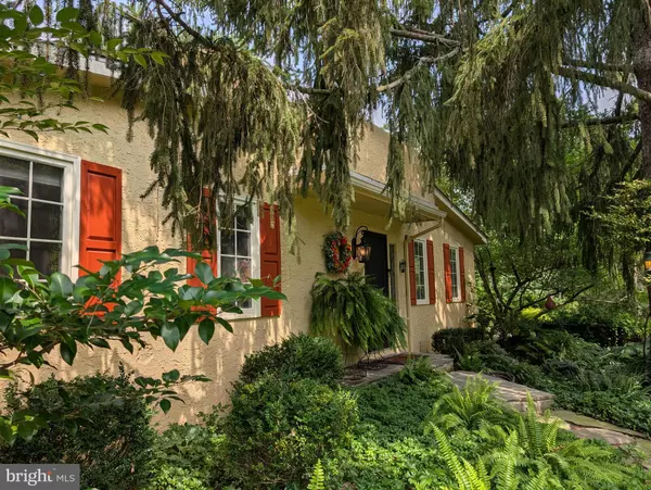 2125 OLD WOODS RD,  Green Lane,  PA 18054