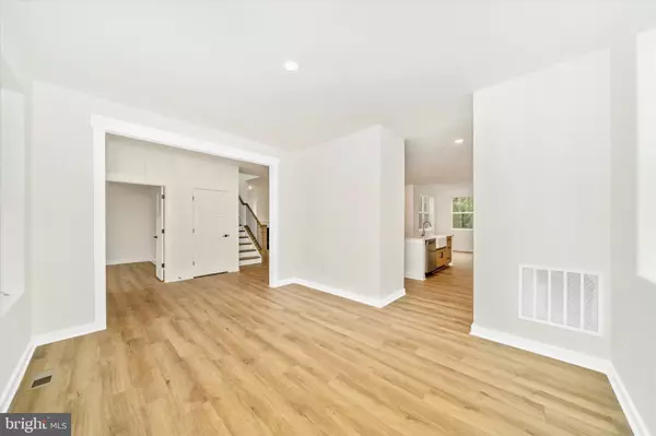 Millersville, MD 21108,8304 PATIENCE LN