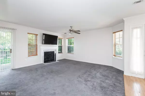 Upper Marlboro, MD 20772,13942 KING GREGORY WAY