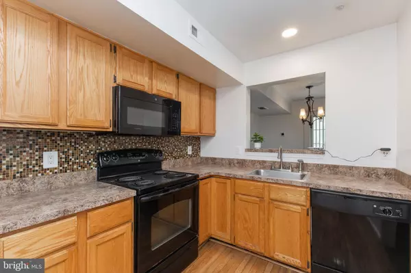 Upper Marlboro, MD 20772,13942 KING GREGORY WAY