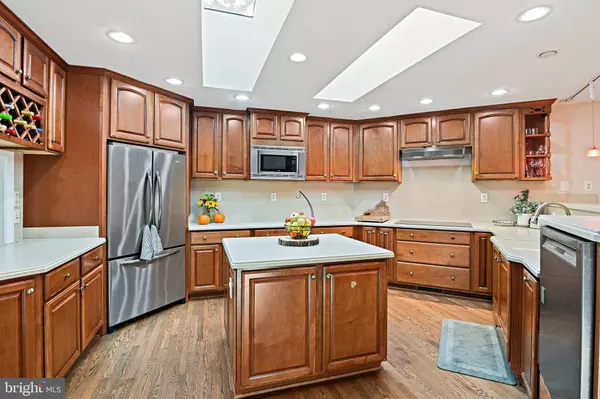 Fairfax, VA 22031,2918 GLENVALE DR