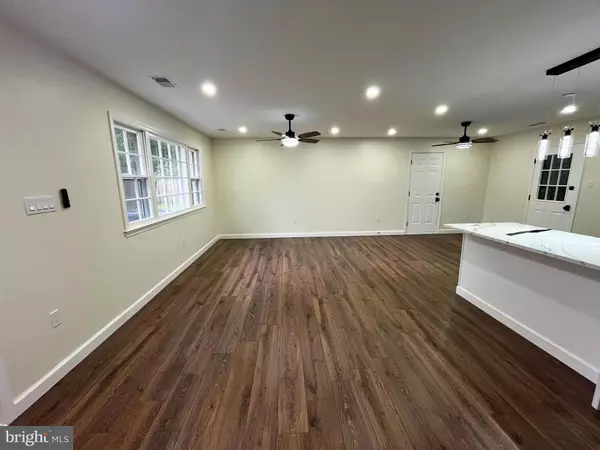 Capitol Heights, MD 20743,501 QUARRY PL