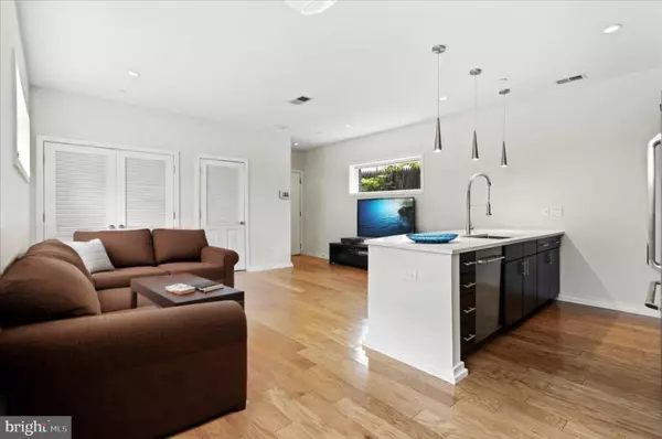 Washington, DC 20017,1032 OTIS ST NE #G01