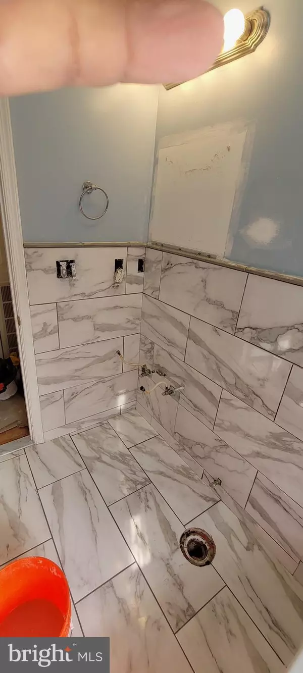 Washington, DC 20019,4202 GRANT ST NE #301