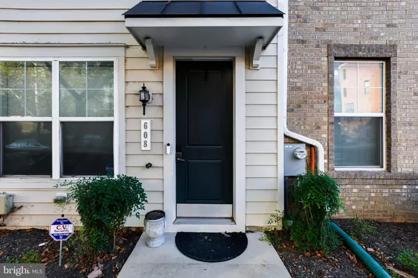 Washington, DC 20019,608 PARKSIDE PL NE