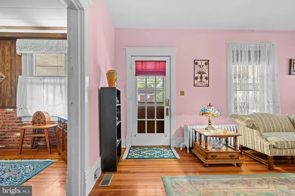 Arlington, VA 22201,3109 8TH ST N