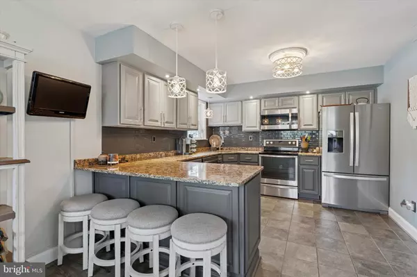 Quakertown, PA 18951,2420 BANNERSTONE DR