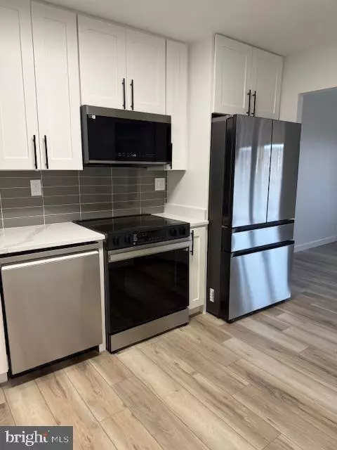 Alexandria, VA 22304,307 YOAKUM PKWY #1021