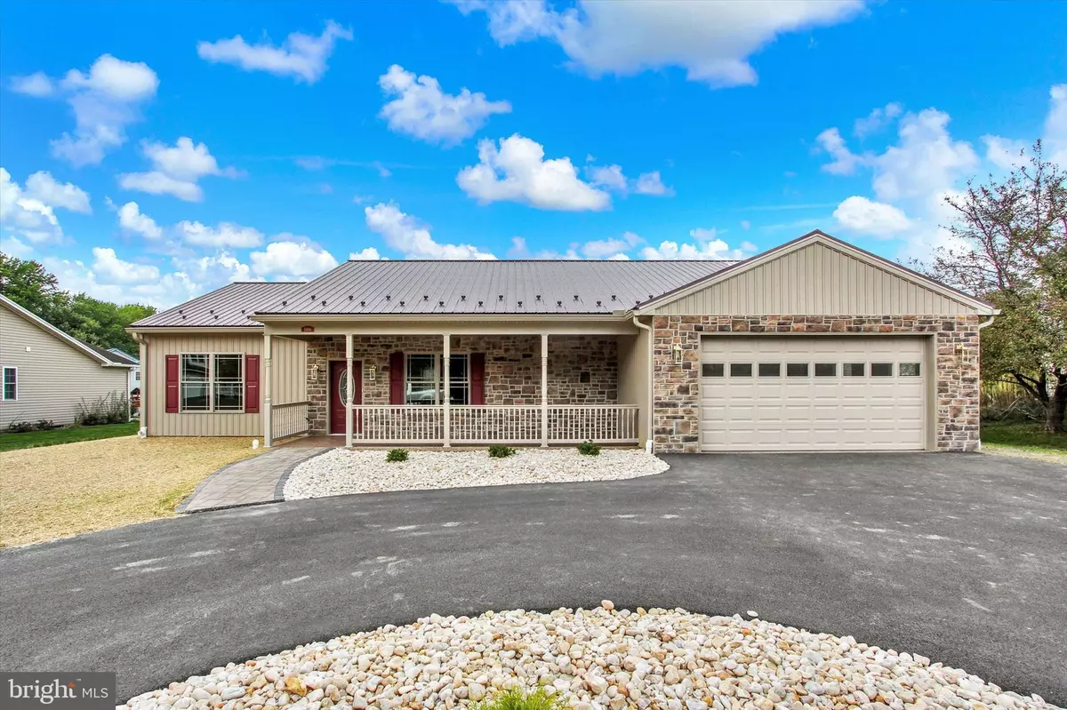 Waynesboro, PA 17268,13189 SENECA DR