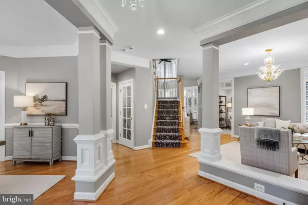 Fairfax, VA 22030,10087 DANIELS RUN WAY