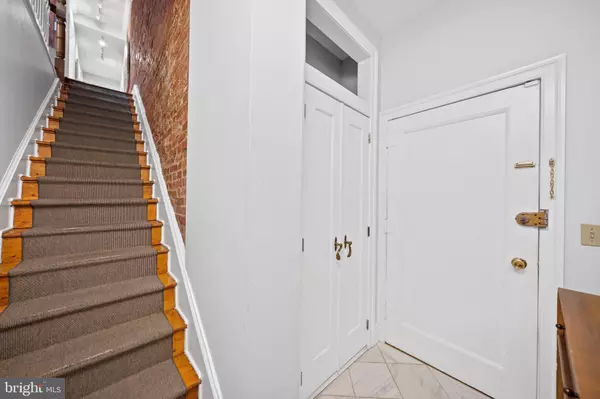 Washington, DC 20009,1823 RIGGS PL NW #2