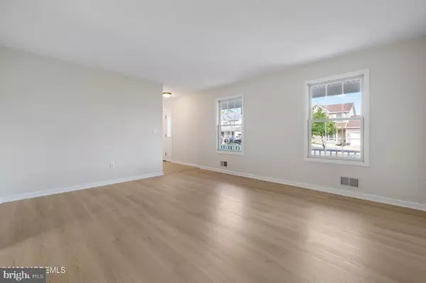 Forked River, NJ 08731,1445 ARGONNE AVE